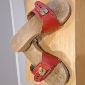 Vtg 70s Dr Scholl’s Wood original Austria Red 7